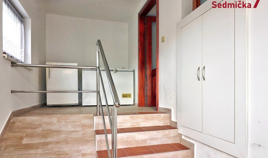 Prodej domu 318 m² s pozemkem 1 300 m², Věcov – náhled fotky 6