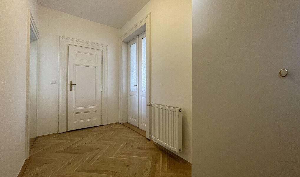 Pronájem bytu 1+1 62 m², Praha – náhled fotky 7