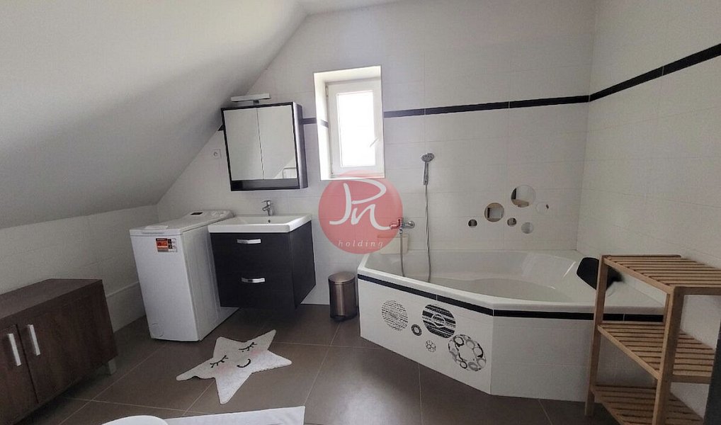 Prodej domu 156 m² s pozemkem 556 m², Veltruby – náhled fotky 6