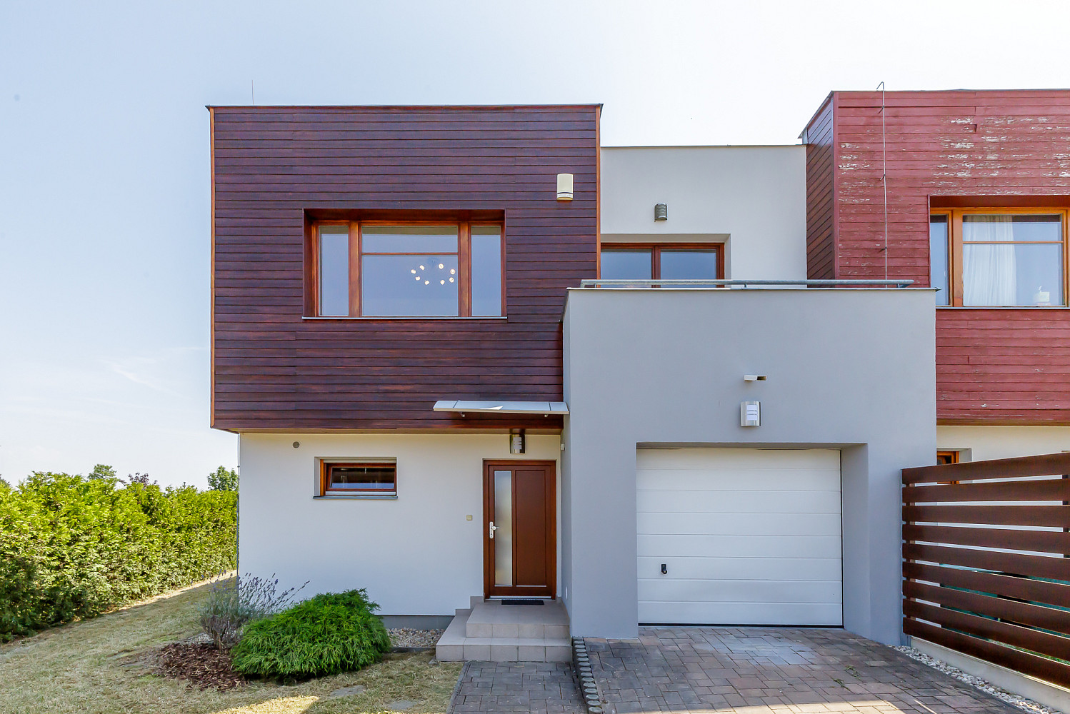 Prodej domu 162 m² s pozemkem 566 m² – fotografie 2