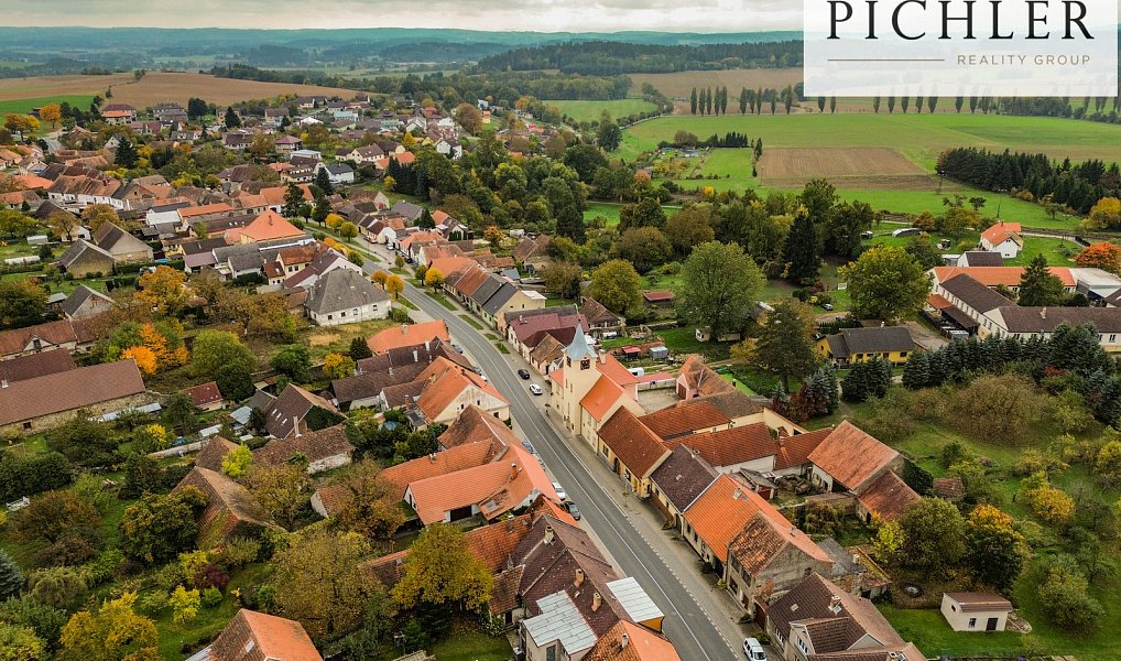 Prodej domu 292 m² s pozemkem 313 m², Kasejovice – náhled fotky 40
