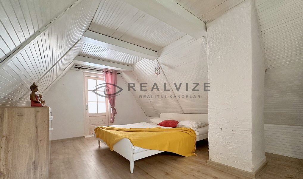 Prodej chaty/chalupy 190 m² s pozemkem 1 575 m², Strážkovice – náhled fotky 18