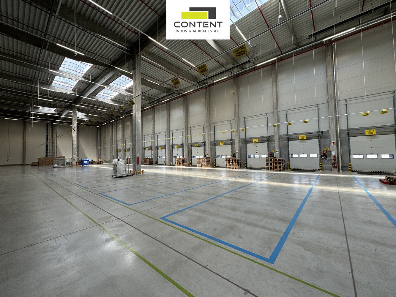 Pronájem výrobních prostor 10 000 m² — photo 2
