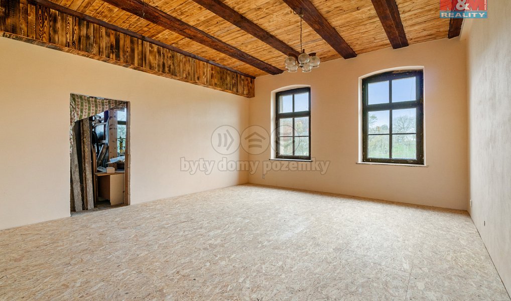 Prodej domu 580 m² s pozemkem 883 m², Povrly – náhled fotky 17