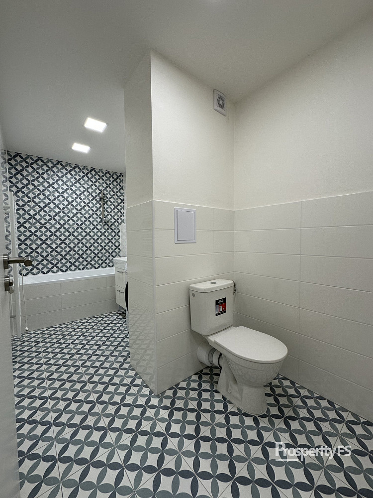 Pronájem bytu 2+kk 41 m² — photo 2