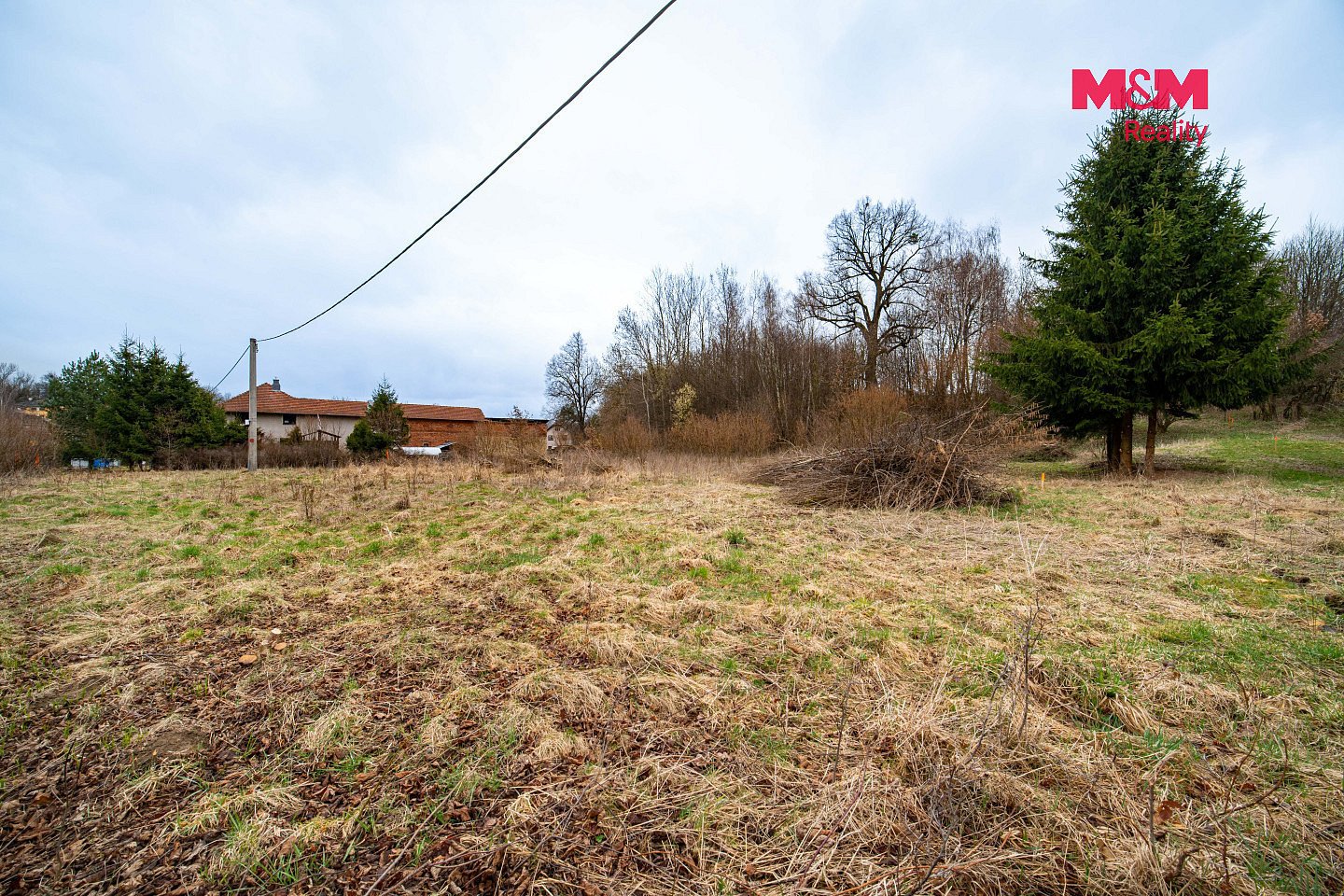 Prodej stavebního pozemku 1 496 m² – fotografie 3