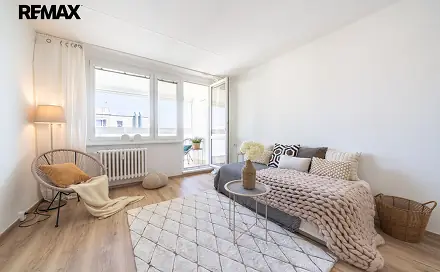 Prodej bytu 3+1 70 m², Kpt. Stránského, Praha 9 - Černý Most