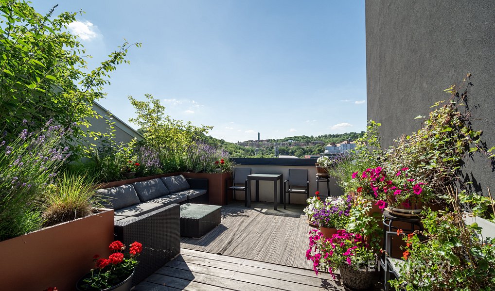 Prodej bytu 5+kk 317 m², Praha – náhled fotky 24