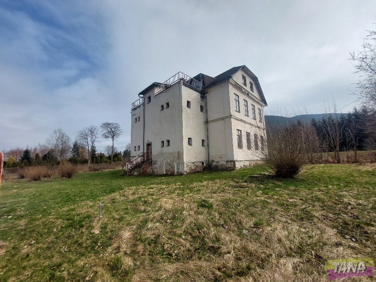 Prodej domu 670 m² s pozemkem 1 511 m² – fotografie 3