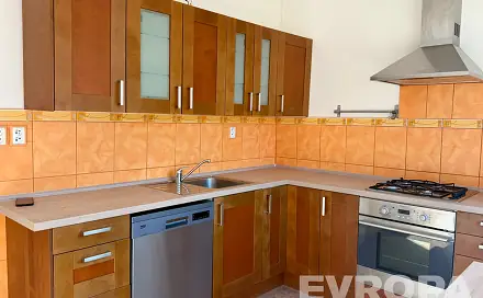 Pronájem bytu 2+1 61 m², Dělnická, Bruntál