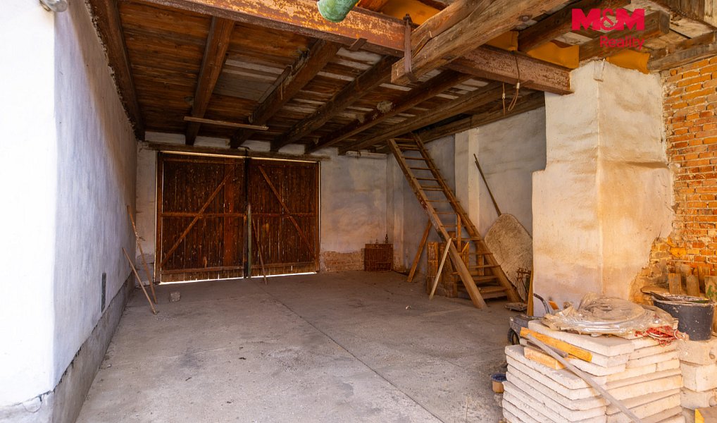 Prodej domu 120 m² s pozemkem 2 344 m², Lažany – náhled fotky 24