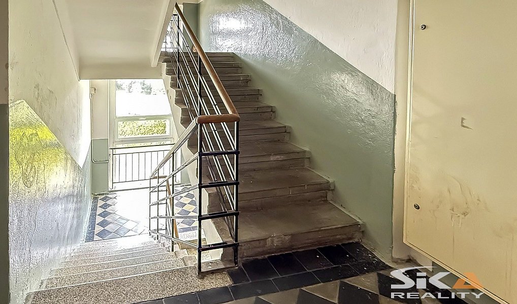Prodej bytu 1+kk 34 m², Louny – náhled fotky 18