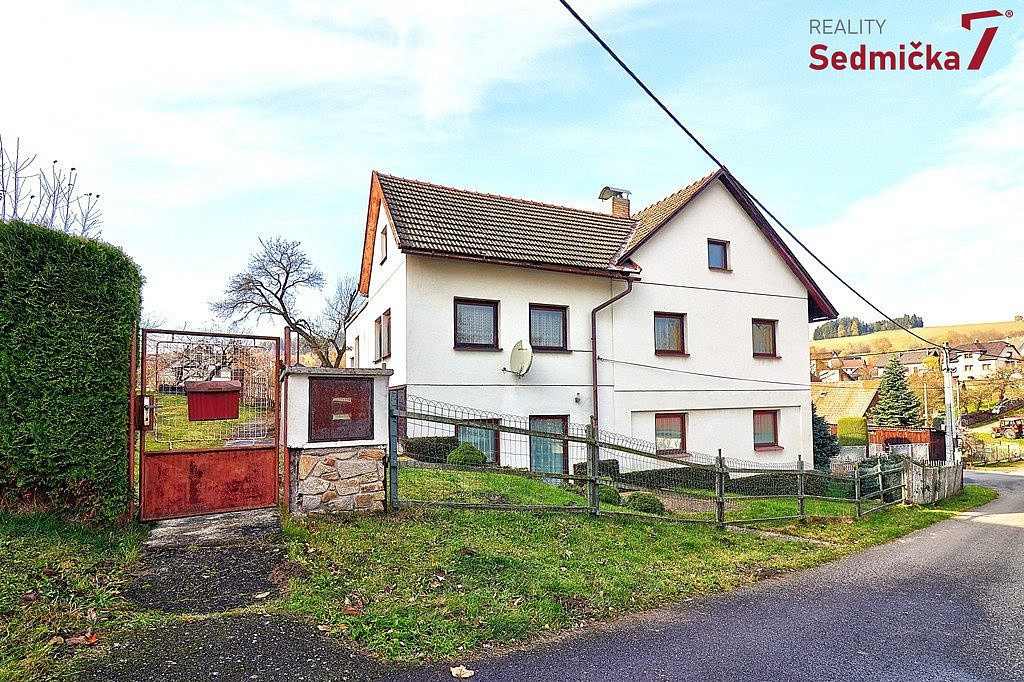 Prodej domu 318 m² s pozemkem 1 300 m² – fotografie 4