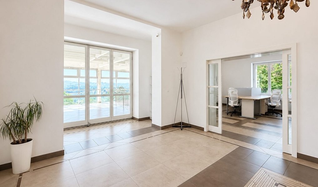 Pronájem domu 1 200 m² s pozemkem 3 532 m², Praha – náhled fotky 13