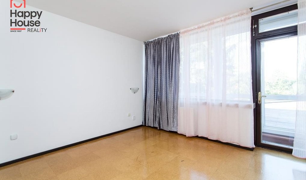 Pronájem domu 240 m² s pozemkem 820 m², Praha – náhled fotky 8