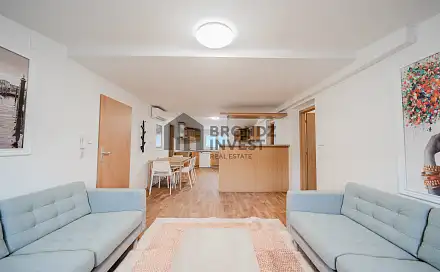 Pronájem bytu 4+kk 90 m²