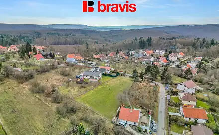 Prodej stavebního pozemku 899 m², Babice nad Svitavou, okres Brno-venkov