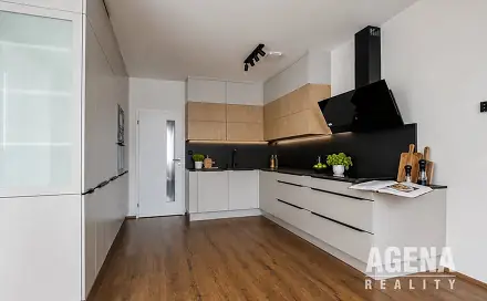 Pronájem bytu 4+kk 120 m², Nepilova, Beroun - Beroun-Město