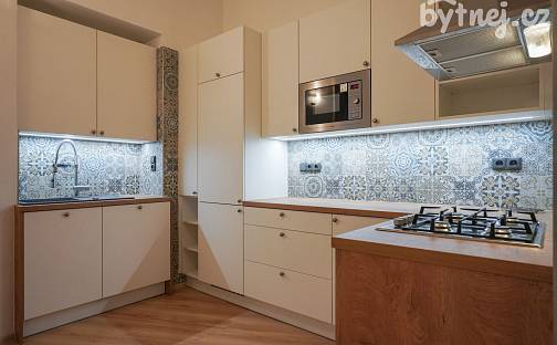 Pronájem bytu 2+1 65 m², Puškinovo náměstí, Praha 6 - Bubeneč