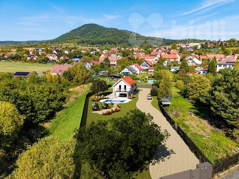 Prodej stavebního pozemku 2 356 m²