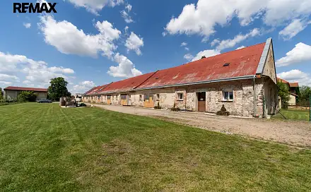 Pronájem výrobních prostor 1 295 m², Plemenářský podnik, Pardubice - Nemošice