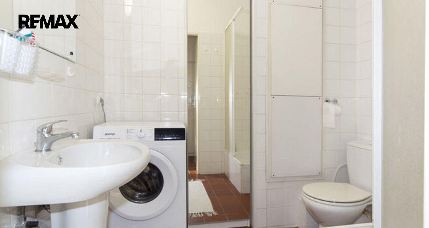 Pronájem bytu 2+kk 40 m² – pohled 2