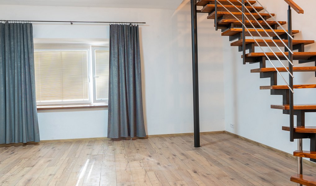 Prodej bytu 3+1 89 m², Úpice – náhled fotky 2