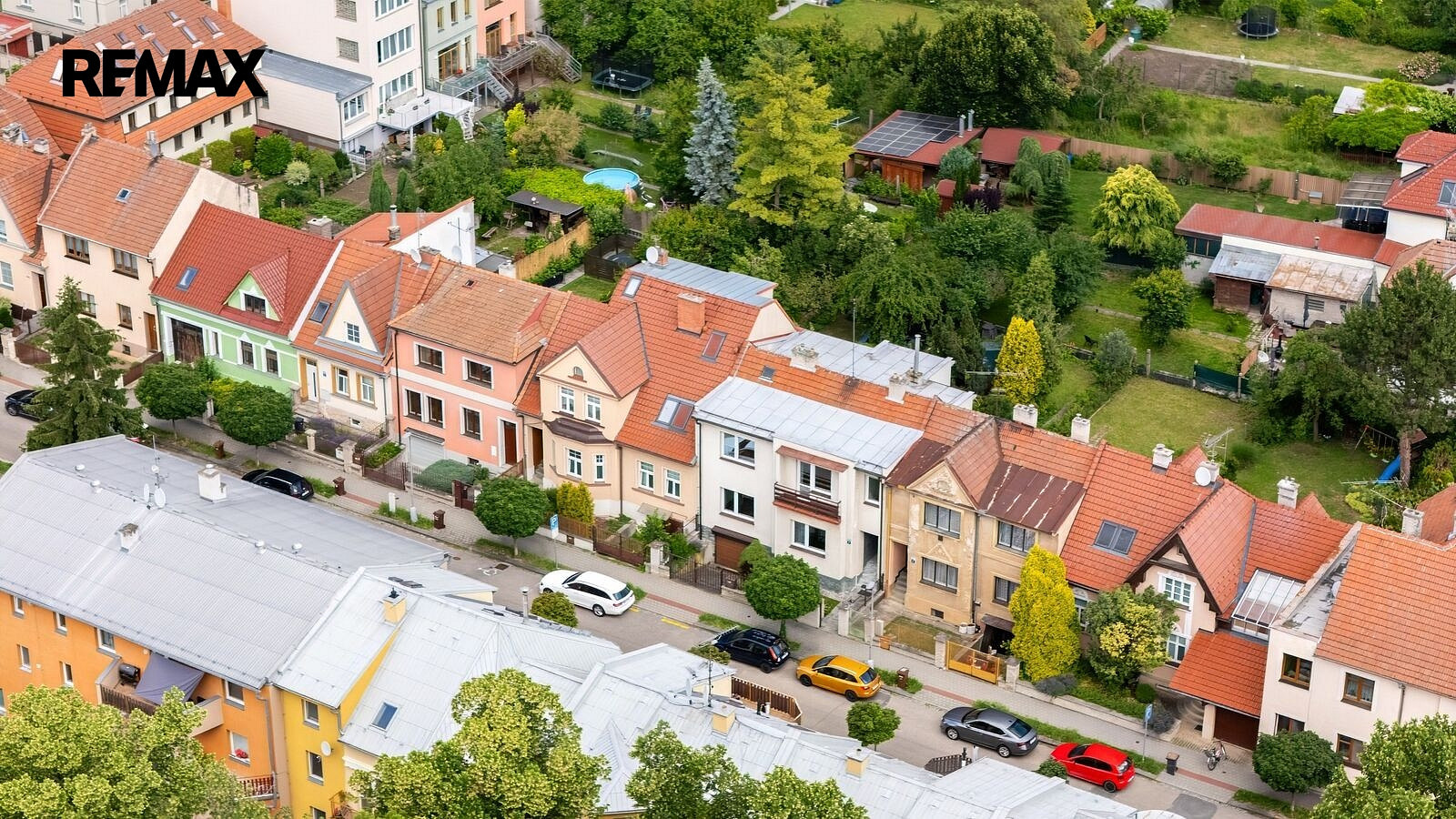 Prodej domu 244 m² s pozemkem 378 m² – fotografie 3