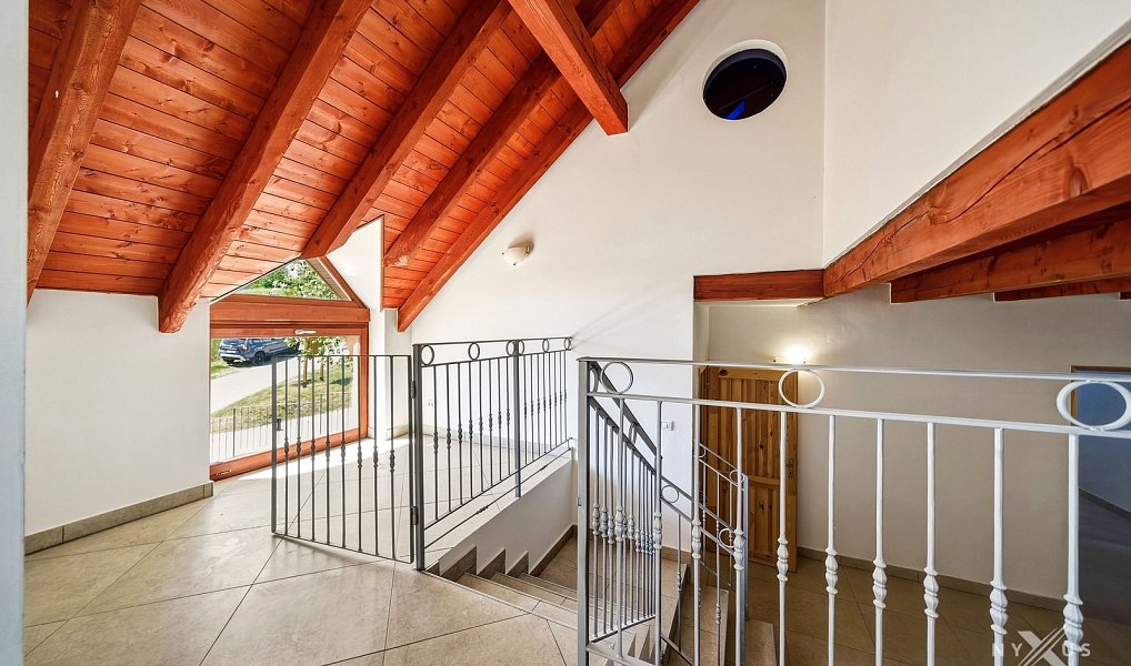 Prodej domu 375 m² s pozemkem 317 m², Černolice – náhled fotky 26