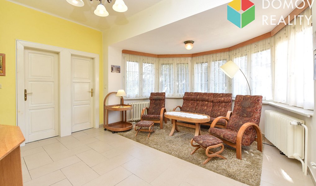 Prodej domu 220 m² s pozemkem 831 m², Beroun – náhled fotky 8