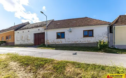 Prodej domu 92 m² s pozemkem 991 m², Starý Petřín, okres Znojmo