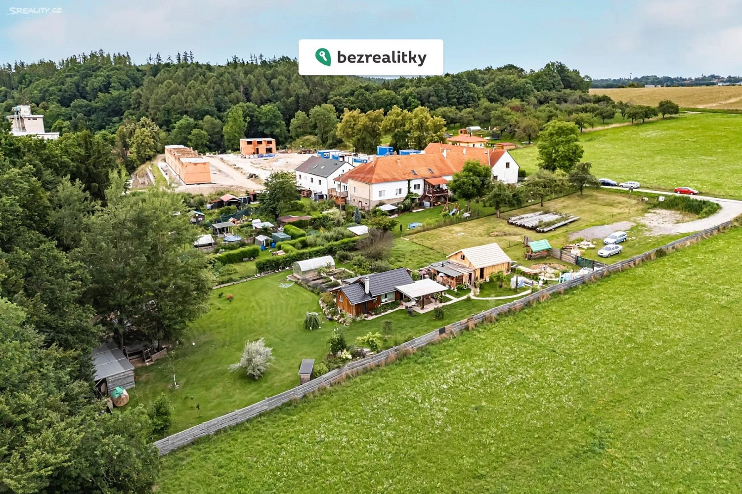 Prodej stavebního pozemku 1 949 m² – fotografie 5