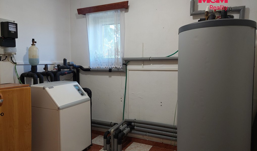 Prodej domu 195 m² s pozemkem 1 797 m², Nasavrky – náhled fotky 7