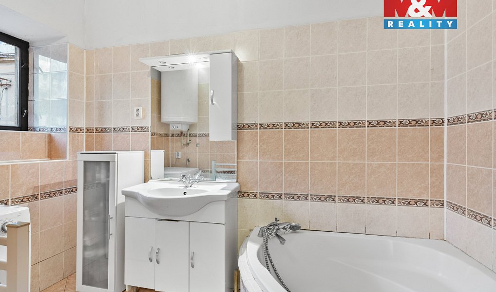 Prodej domu 1 028 m² s pozemkem 5 779 m², Česká Kamenice – náhled fotky 9