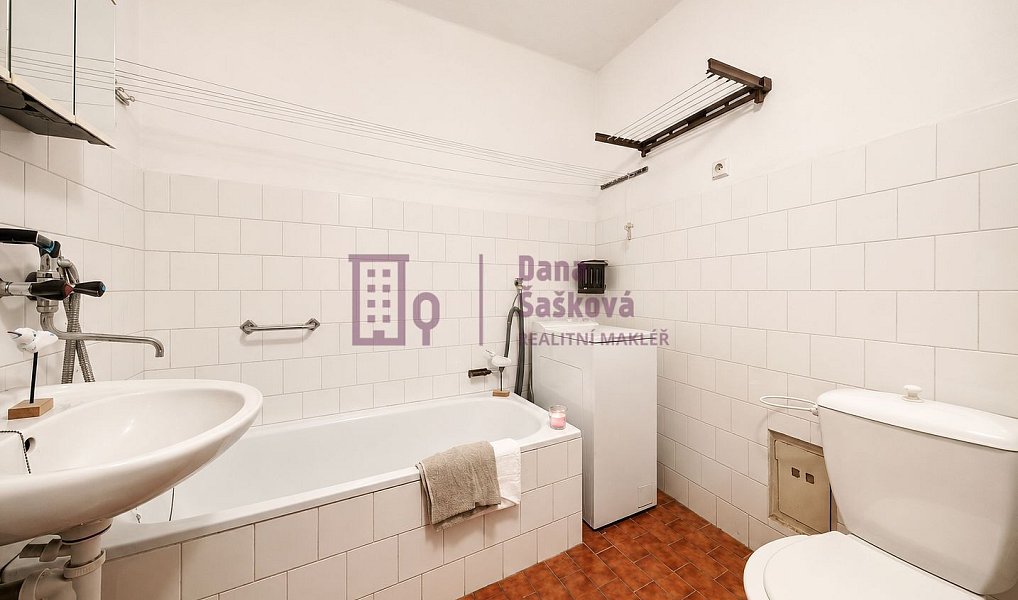 Prodej domu 203 m² s pozemkem 442 m², Jindřichův Hradec – náhled fotky 8