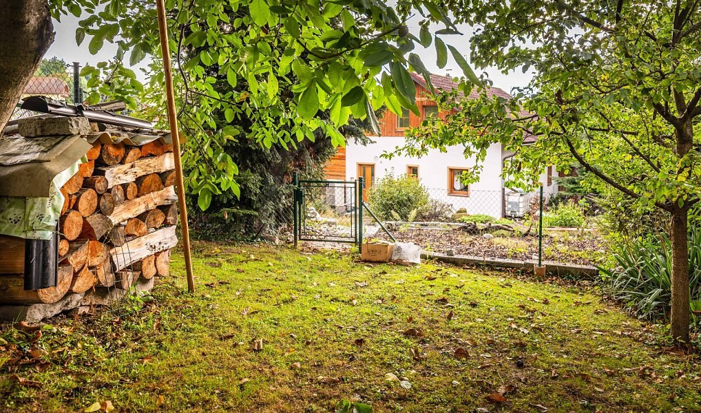 Prodej domu 125 m² s pozemkem 1 061 m², Hůry – náhled fotky 8