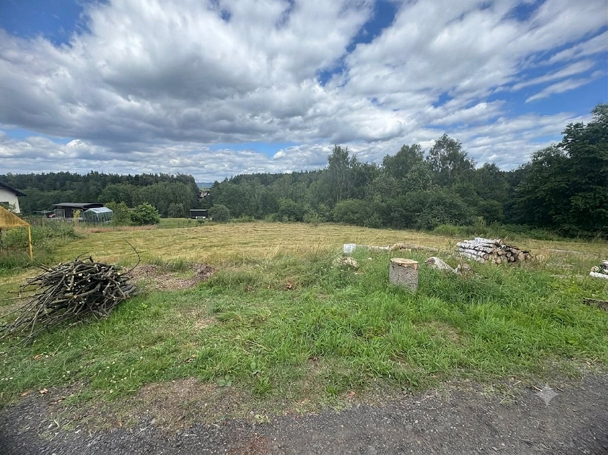 Prodej zahrady 2 000 m²