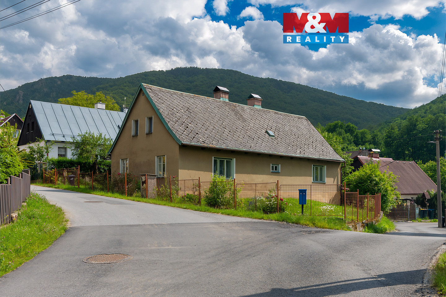 Prodej domu 188 m² s pozemkem 719 m²