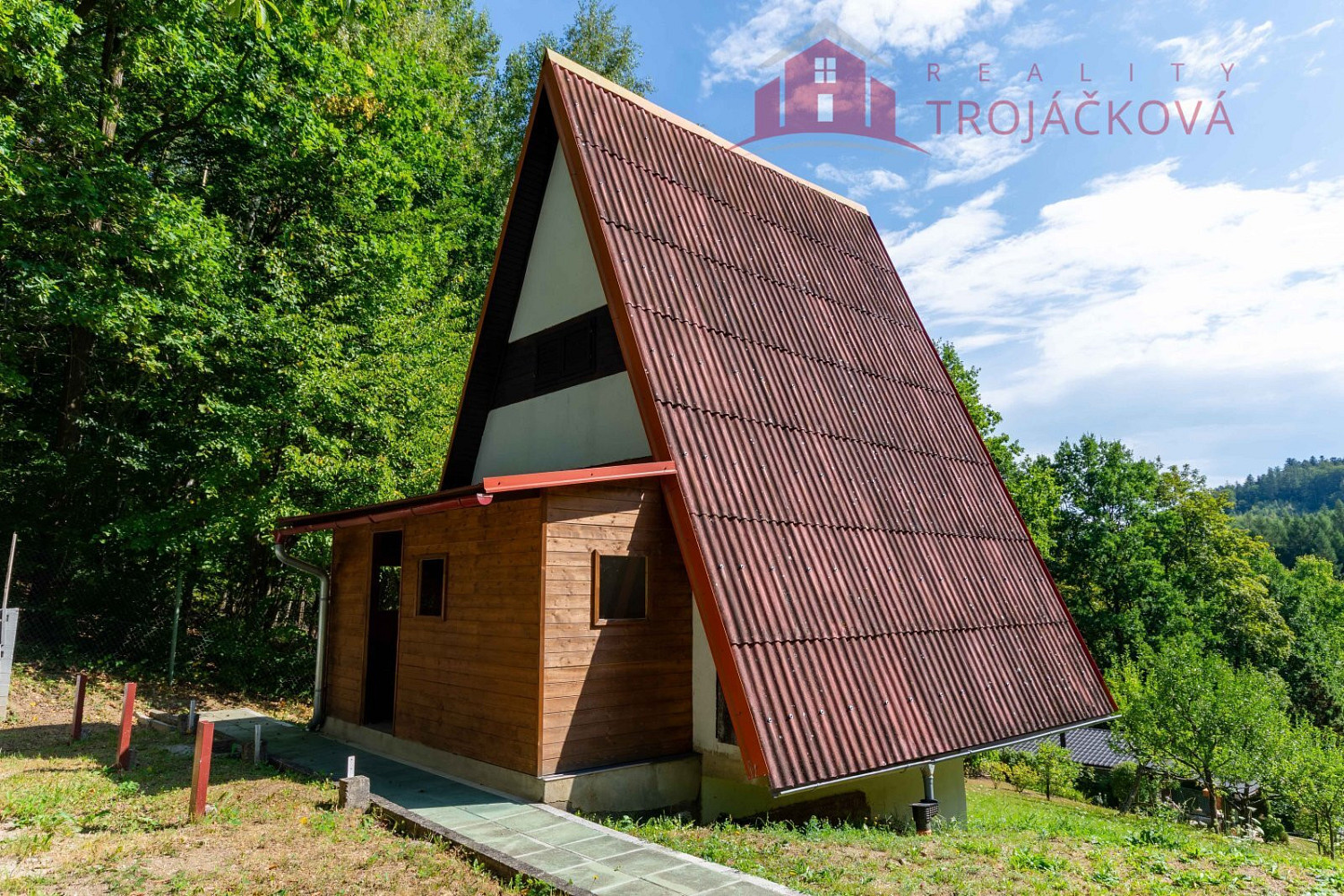 Prodej chaty/chalupy 57 m² s pozemkem 557 m² – fotografie 2
