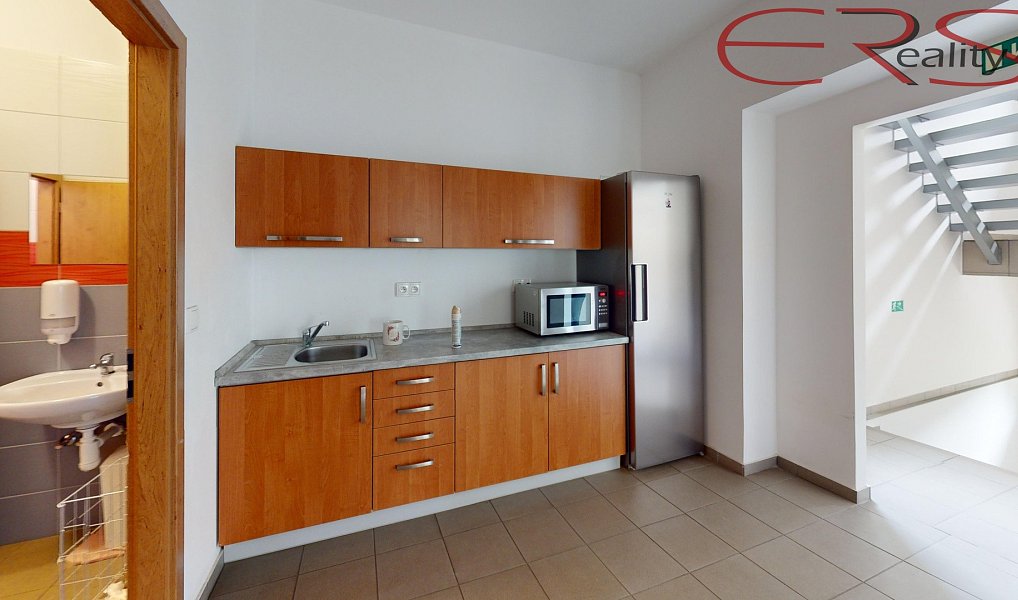 Prodej kanceláře 1 800 m², Mladá Boleslav – náhled fotky 18