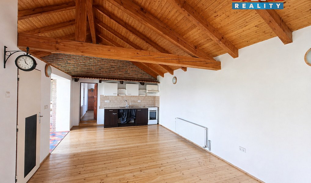 Pronájem skladovacích prostor 1 219 m², Holice – náhled fotky 2