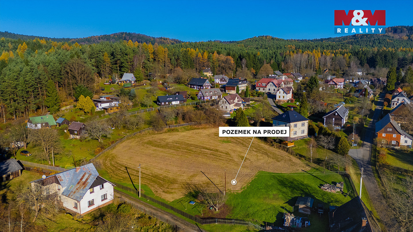 Prodej stavebního pozemku 1 537 m²