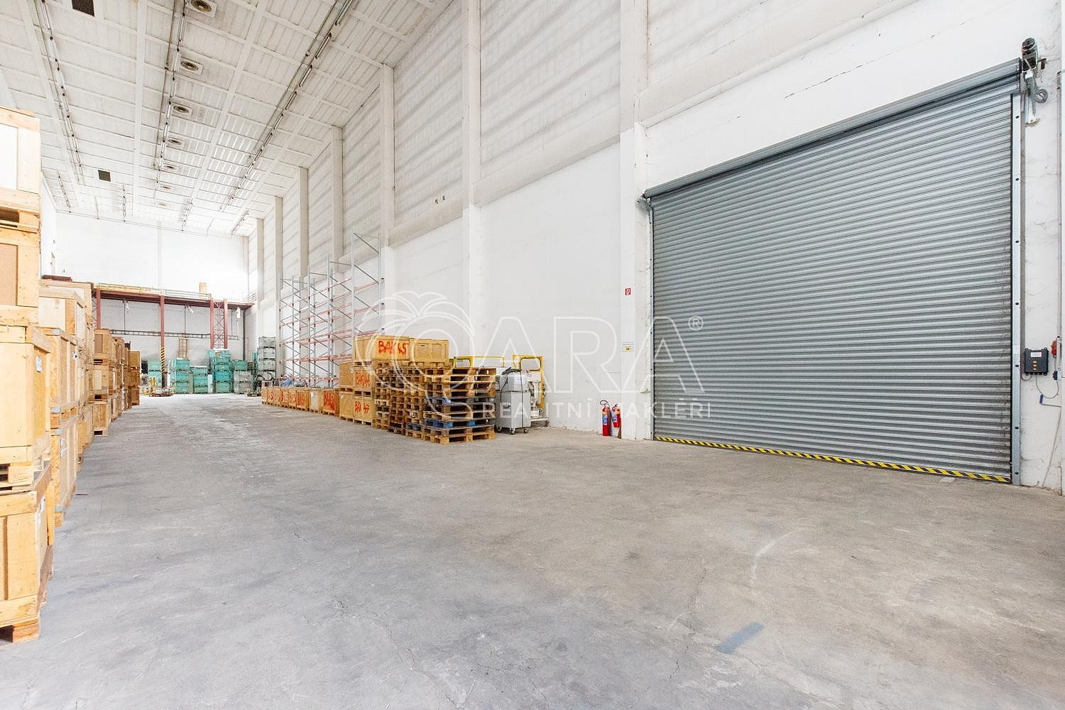 Pronájem skladovacích prostor 750 m²