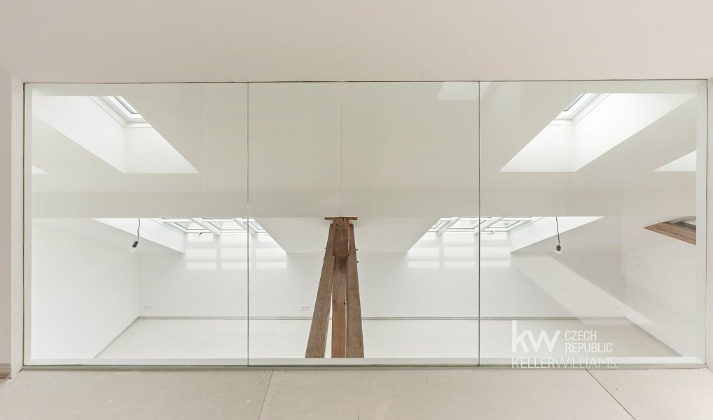Prodej bytu 4+kk 151 m², Praha – náhled fotky 5