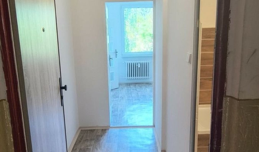 Prodej bytu 1+1 35 m², Bílina – náhled fotky 11