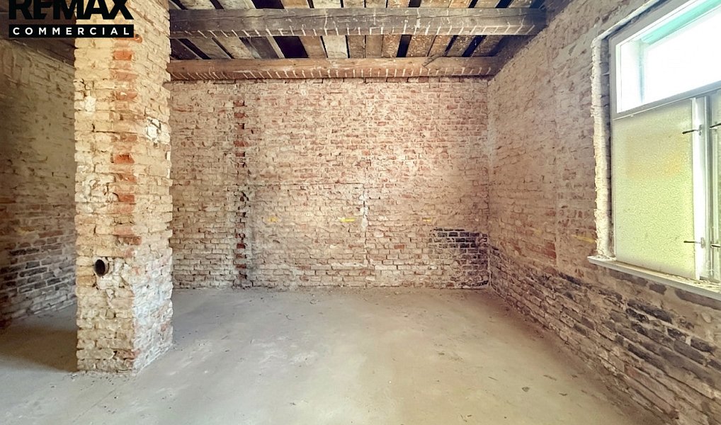 Prodej domu 225 m² s pozemkem 439 m², Praha – náhled fotky 35