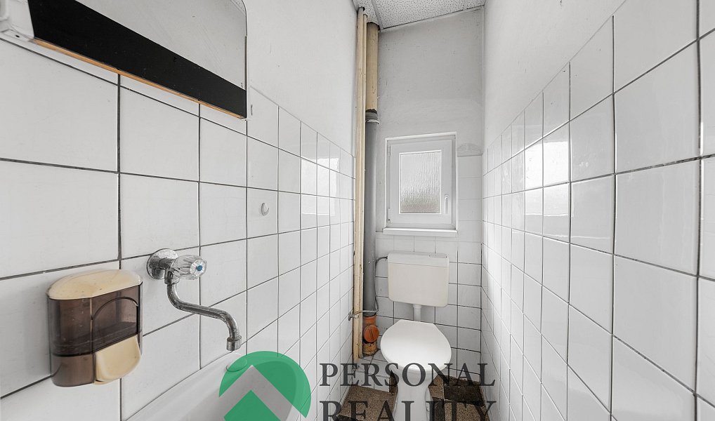 Prodej domu 162 m² s pozemkem 803 m², Chomutov – náhled fotky 35