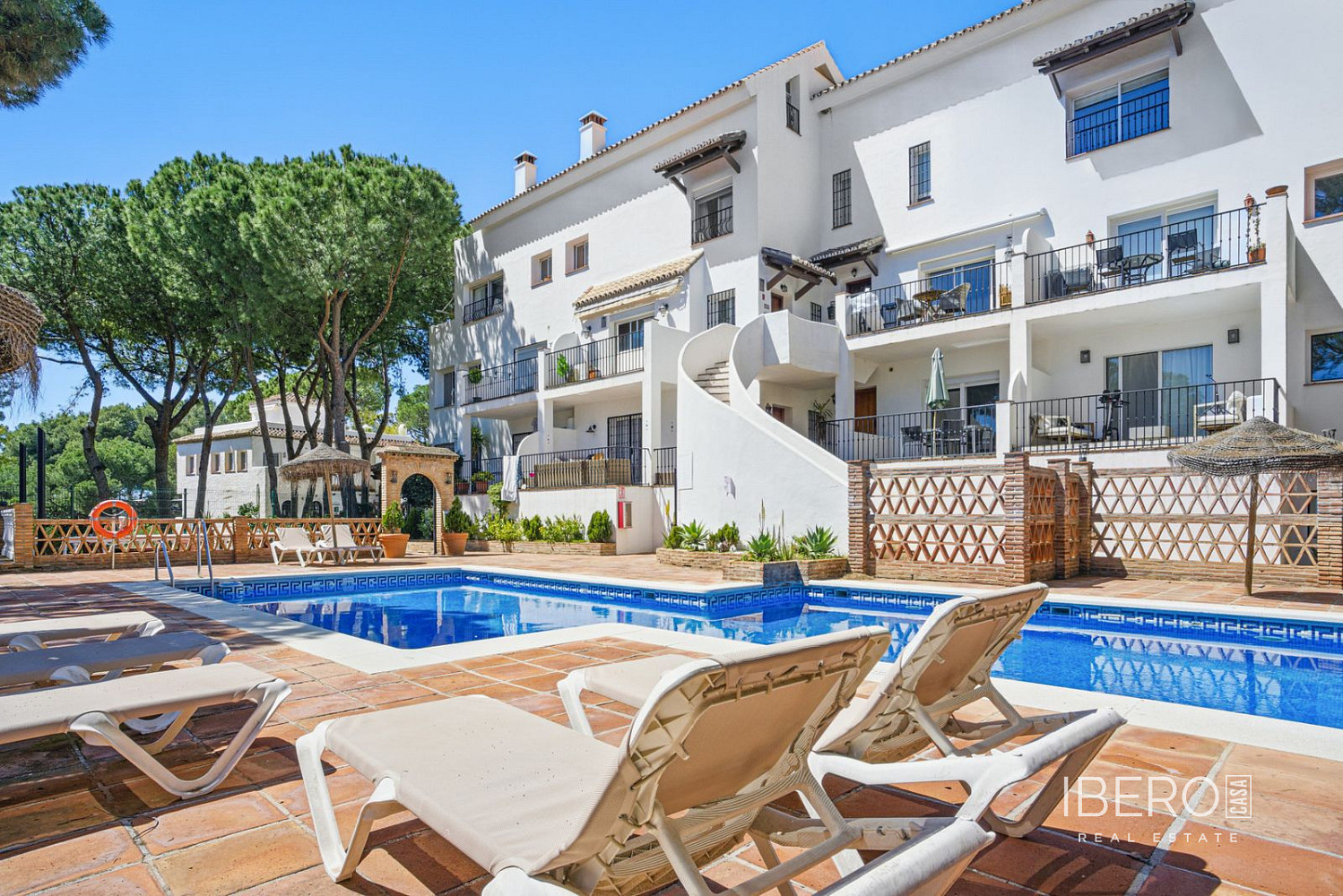 Piso 5+kk – Marbella, Nueva Andalucía - Vista 4