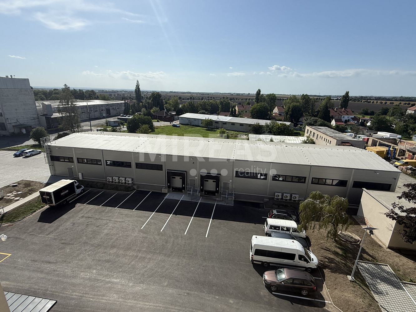 Pronájem výrobních prostor 899 m²