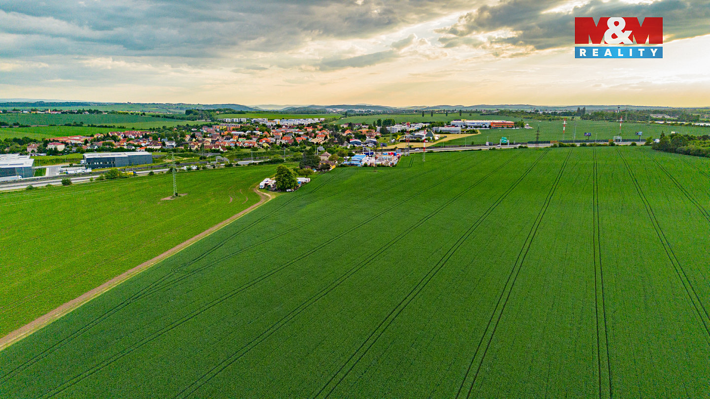 Prodej pozemku 3 999 m² – fotografie 2
